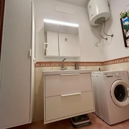 Casa Nika A Pochi Passi Dal Mare Apartment *